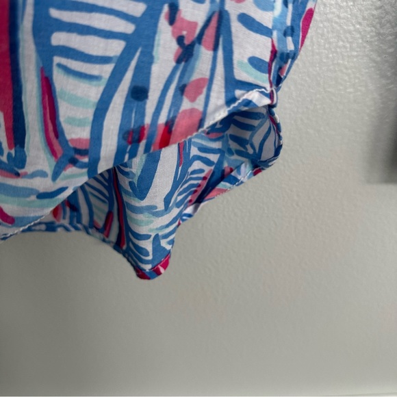 Lilly Pulitzer Cruiser Shirt in Resort White, Red Right Return - Picture 6 of 9